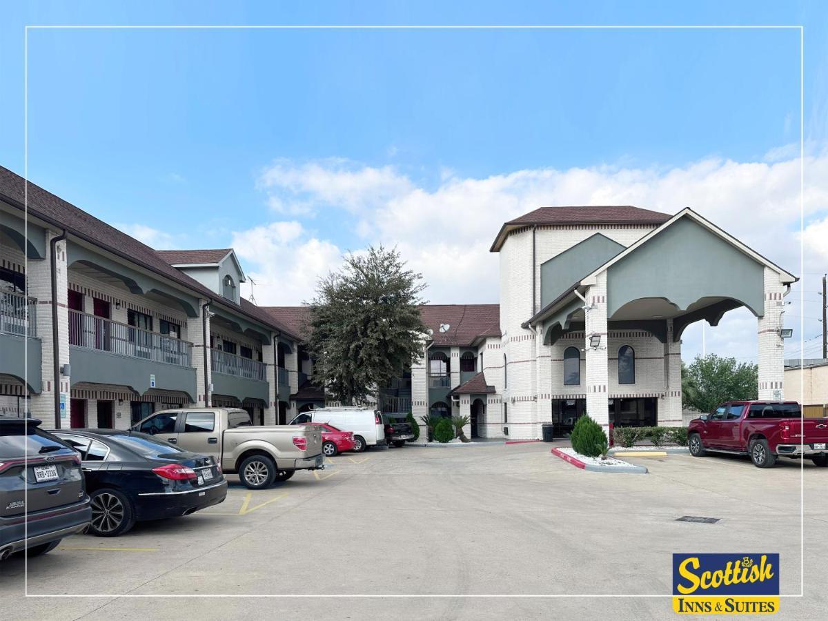 Scottish Inn & Suites Sam Houston Parkway 外观 照片