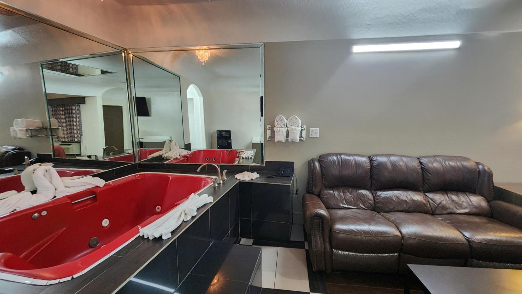 Scottish Inn & Suites Sam Houston Parkway 外观 照片
