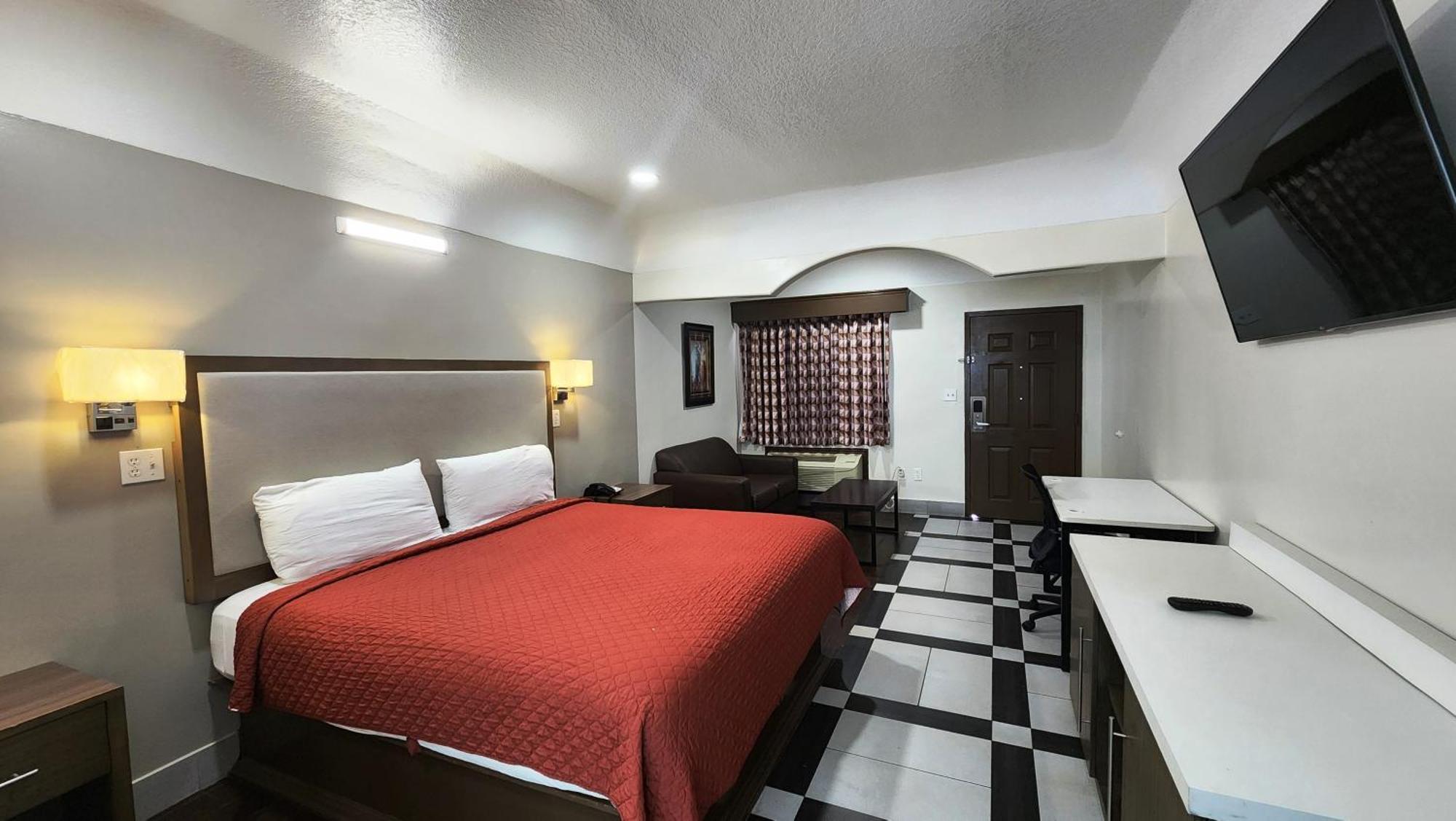 Scottish Inn & Suites Sam Houston Parkway 外观 照片